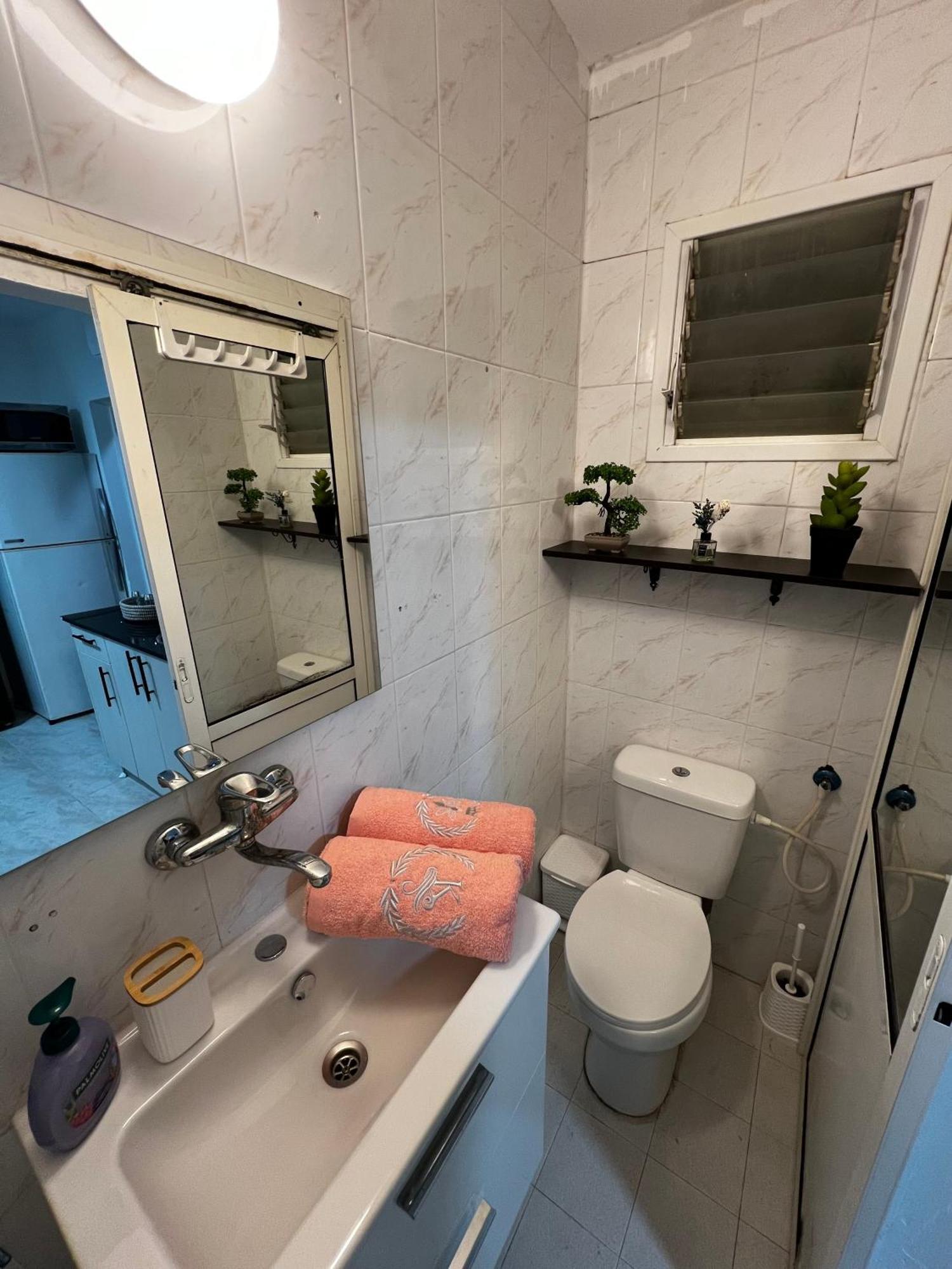 Maya Studio Eilat Luaran gambar