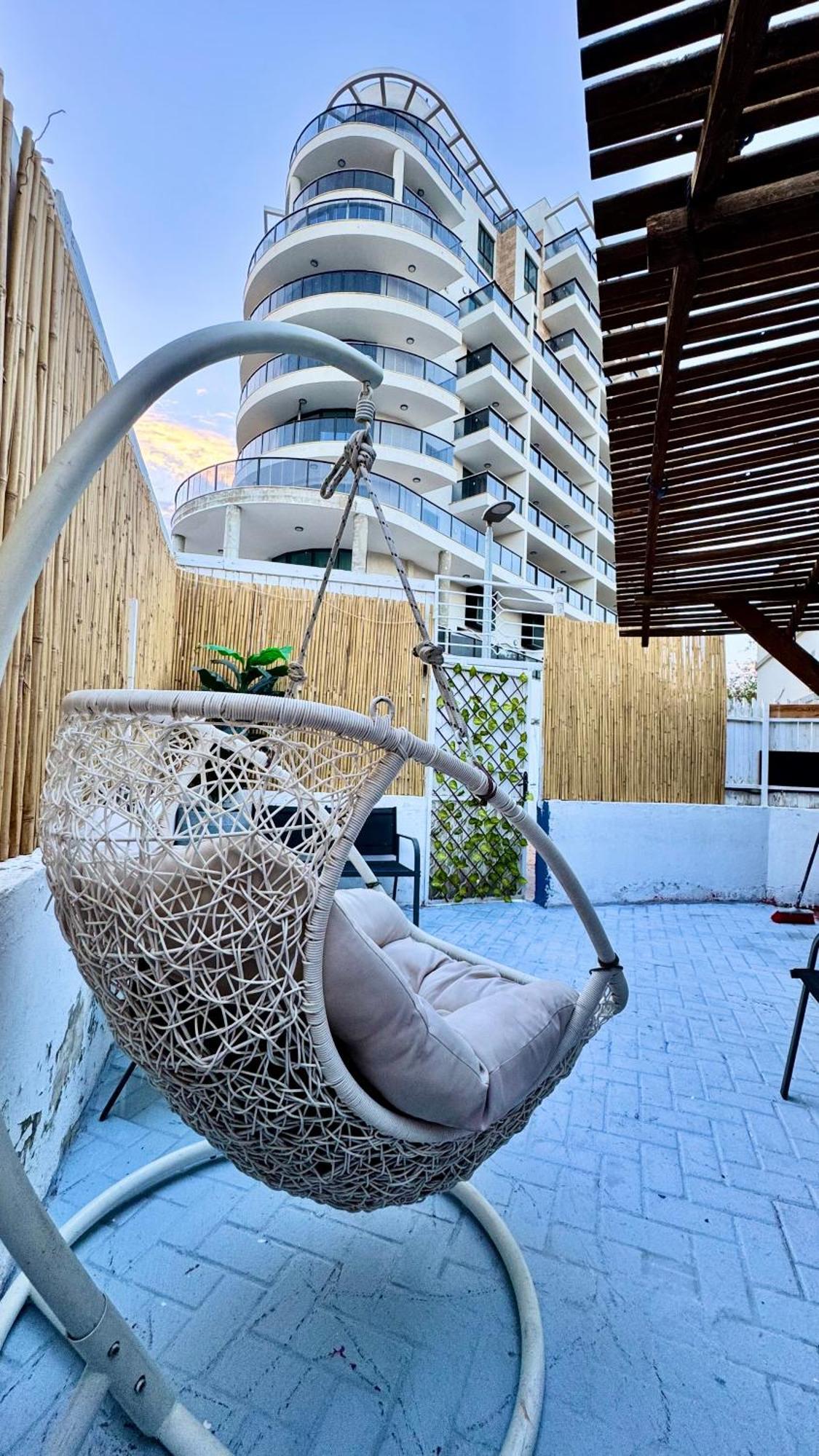 Maya Studio Eilat Luaran gambar